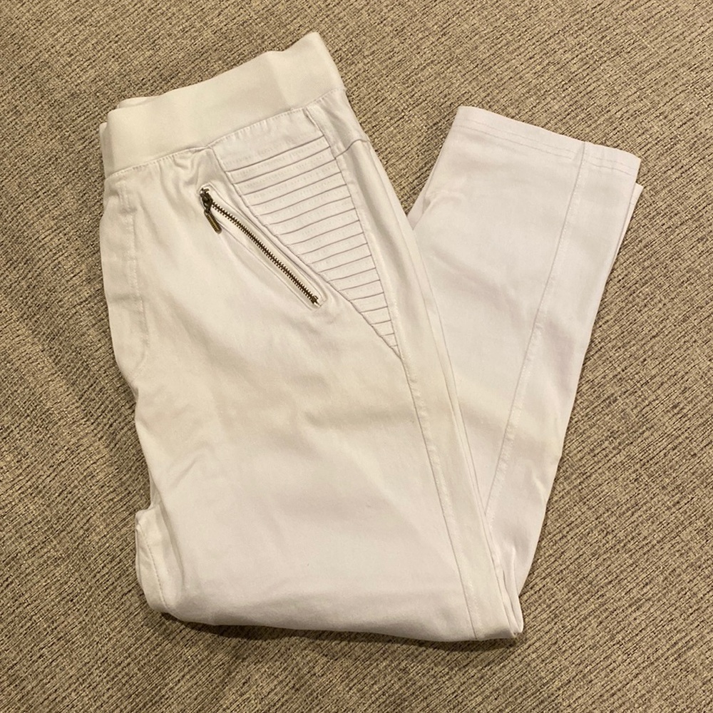 Women’s White Jeans